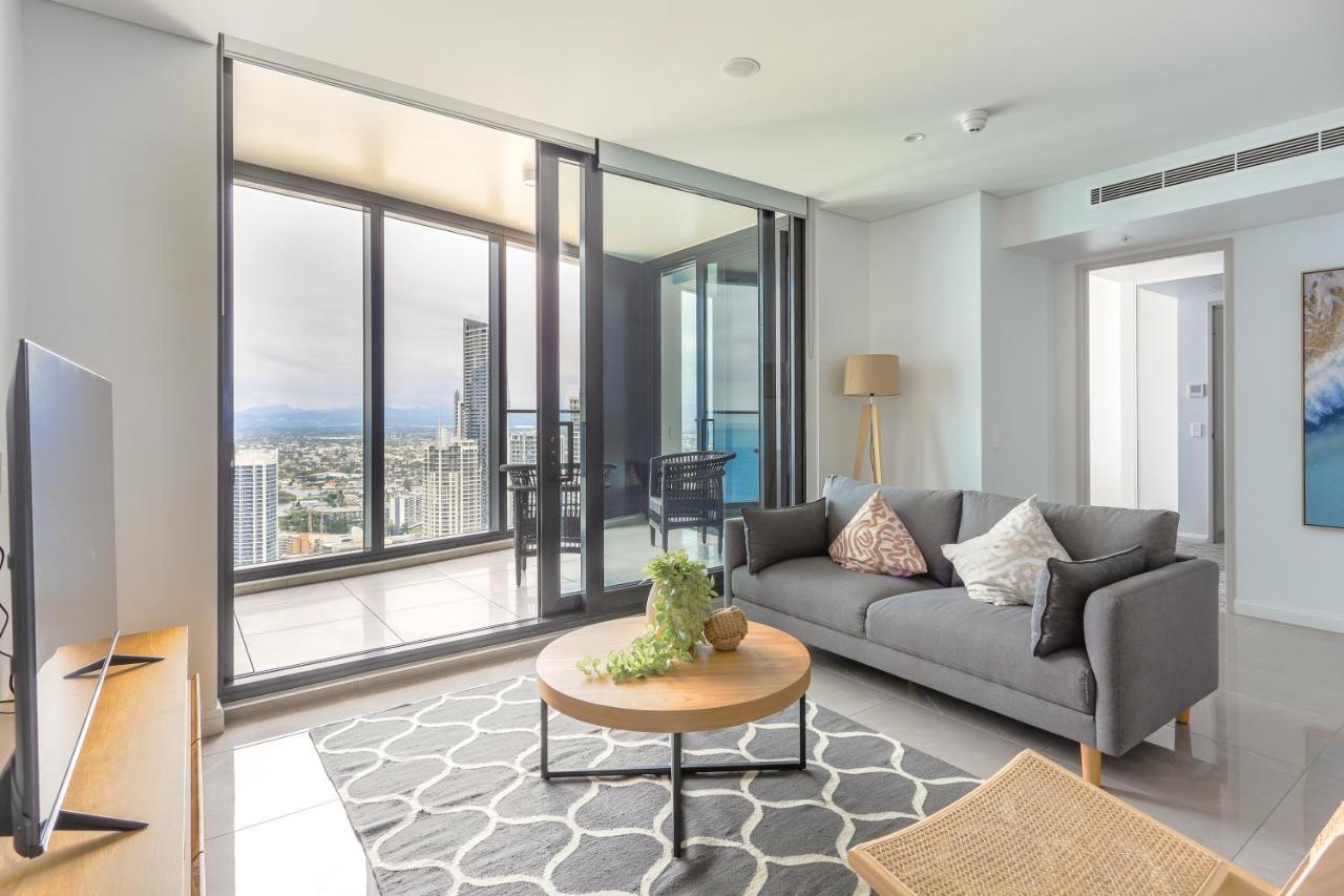 Sea View Beachfront Apartment In Surfers ゴールドコースト エクステリア 写真